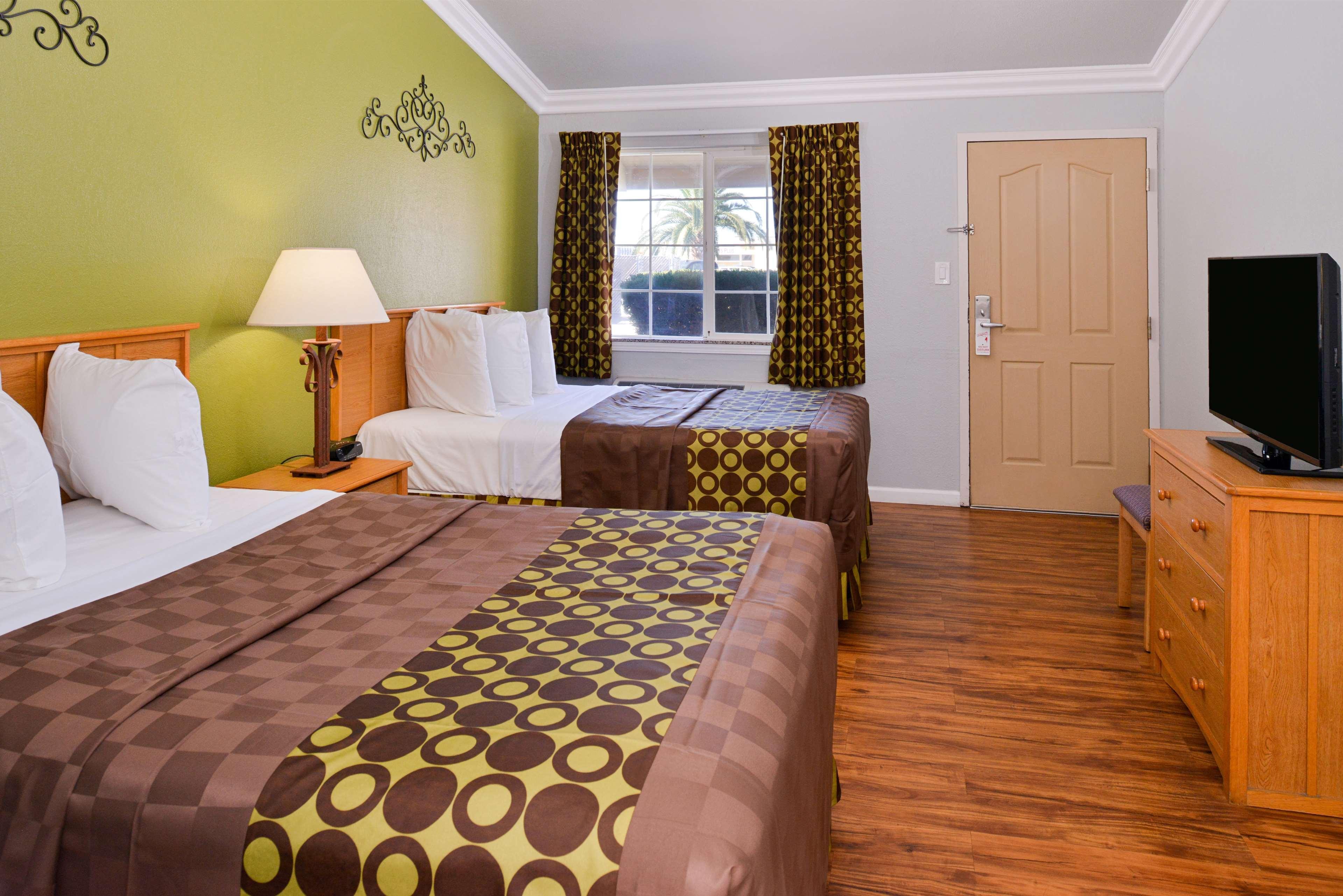 Americas Best Value Inn Los Banos Exteriér fotografie