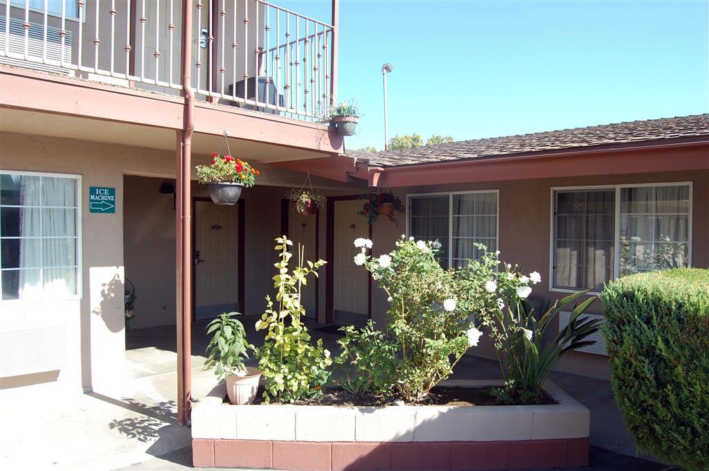 Americas Best Value Inn Los Banos Exteriér fotografie